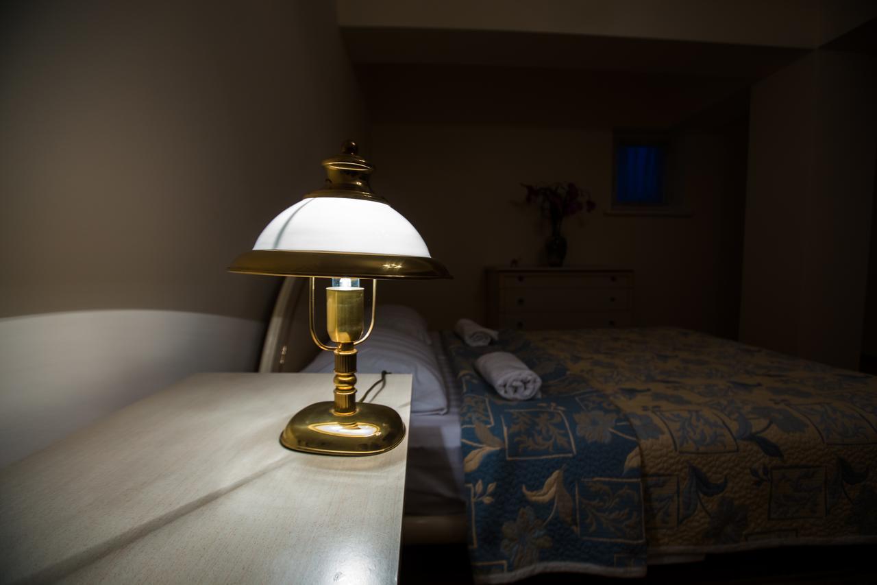Interhouse Almaty Hostel ภายนอก รูปภาพ