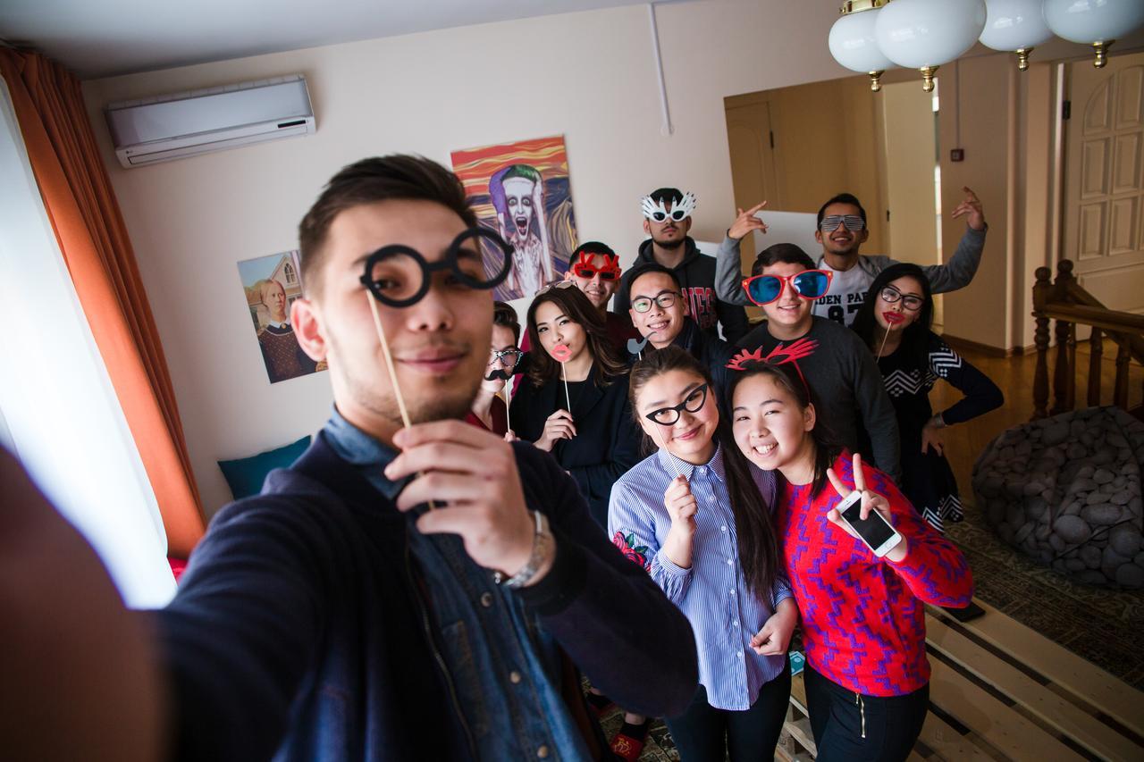 Interhouse Almaty Hostel ภายนอก รูปภาพ
