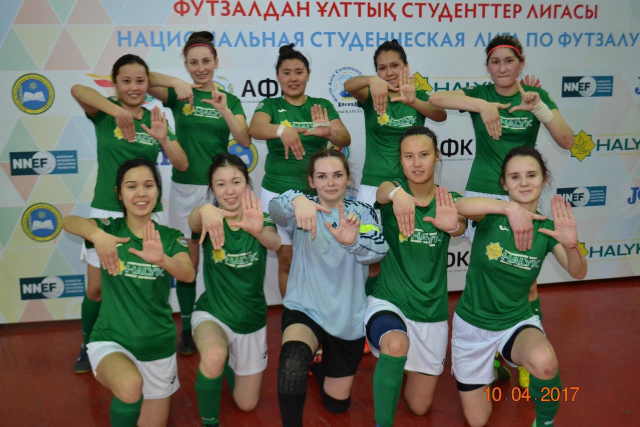 Interhouse Almaty Hostel ภายนอก รูปภาพ